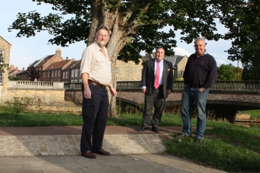 Cllrs Robertson, Bawn, and Clark at High Stanners